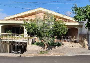 Casa para venda em parque das naçoes de 600.00m² com 3 quartos, 1 suite e 6 garagens