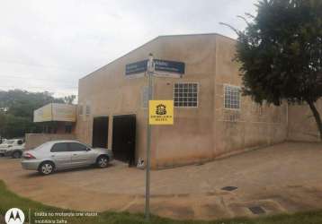 Sala comercial para alugar em residencial gabriela de 100.00m² com 1 quarto e 10 garagens