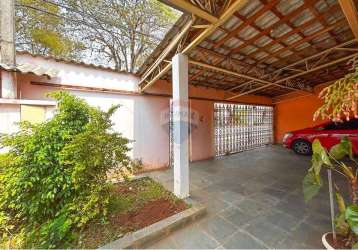 Casa para venda em chave de 218.00m² com 3 quartos, 1 suite e 2 garagens