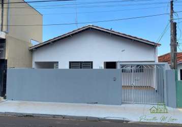 Casa para venda em centro de 259.00m² com 6 quartos, 1 suite e 6 garagens