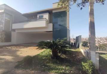 Casa de condomínio para venda e aluguel em morato de 330.00m² com 4 quartos, 4 suites e 3 garagens