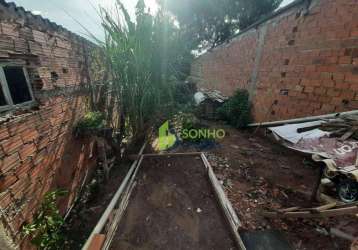 Casa para venda em jardim são judas tadeu de 100.00m² com 1 quarto e 1 garagem