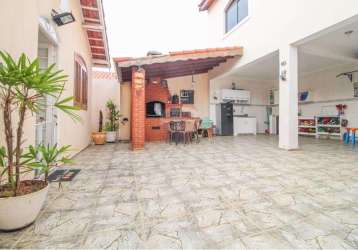 Casa para venda em jardim piazza di roma de 170.00m² com 4 quartos e 3 garagens