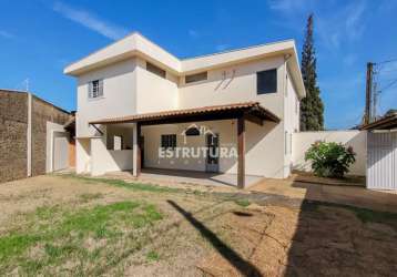 Casa para alugar em jardim floridiana de 130.00m² com 3 quartos, 1 suite e 3 garagens