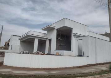 Casa de condomínio para venda em ondinhas de 180.00m² com 3 quartos, 3 suites e 4 garagens