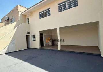 Casa para alugar em vila nova de 226.00m² com 3 quartos, 1 suite e 2 garagens