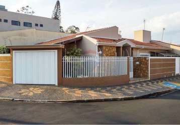 Casa para venda em jardim abolição de lourenço dias de 182.44m² com 4 quartos, 1 suite e 3 garagens