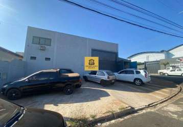 Sala comercial para alugar em mini distrito adail vetorasso de 270.00m² com 1 quarto e 4 garagens