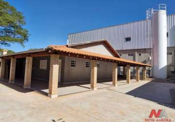 Casa para alugar em vila azul (zona rural) de 300.00m² com 3 quartos, 2 suites e 10 garagens