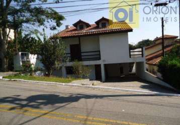 Casa de condomínio para alugar em aldeia da serra de 300.00m² com 3 quartos e 3 suites