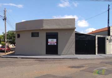 Casa para venda em iporã de 129.00m² com 2 quartos e 2 garagens