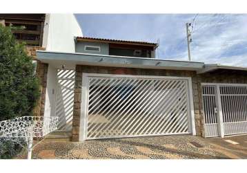 Casa para venda em jardim rosana de 175.60m² com 3 quartos, 1 suite e 4 garagens