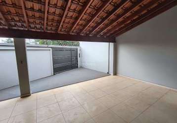 Casa para venda em jardim roberto selmi dei de 133.00m² com 3 quartos, 1 suite e 3 garagens