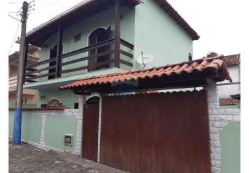 Casa de condomínio para venda em fluminense de 250.00m² com 3 quartos, 1 suite e 2 garagens