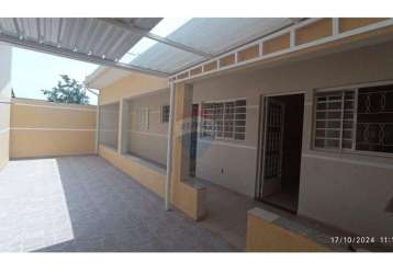 Casa para alugar em jardim amanda ii de 40.00m² com 1 quarto e 5 garagens