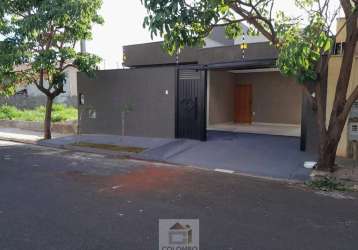 Casa para venda em fazenda rio preto de 81.00m² com 2 quartos, 1 suite e 2 garagens