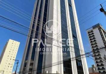 Sala comercial para alugar em centro de 257.00m² com 2 quartos, 2 suites e 2 garagens