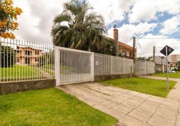 Casa para venda em capão raso de 108.00m² com 3 quartos, 1 suite e 6 garagens