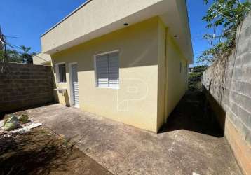 Casa para venda e aluguel em centro de 70.00m² com 2 quartos e 2 garagens