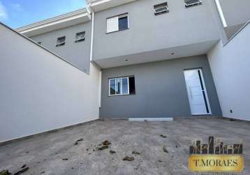 Casa para venda em vila hortência de 65.00m² com 2 quartos, 2 suites e 2 garagens