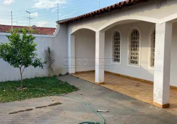 Casa para venda em jardim tabapuã (vila xavier) de 198.00m² com 3 quartos, 1 suite e 2 garagens