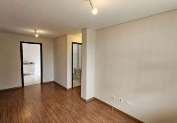 Apartamento com 2 dormitórios para alugar, 53 m² por r$ 2.150/mês - água verde - curitiba/pr