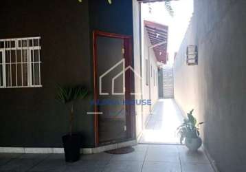 Linda casa com 2 dormitórios à venda, residencial mantiqueira, pindamonhangaba, sp