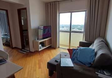 Apartamento com sacada, andar alto no agua verde!