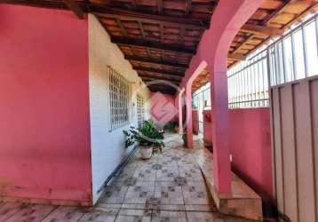 Casa no bairro cohab nova com sala, cozinha, 4 quartos sendo uma suíte, banheiro social. codigo: 76961