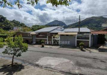 Bela casa a venda no bom retiro, teresópolis