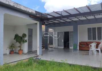 Casa com 3 quartos à venda na rua baixo guandu, 37, campo grande, rio de janeiro por r$ 950.000