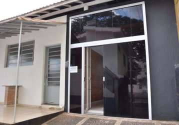 Imóvel com finalidade residencial e comercial;