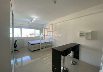 Apartamento com 1 quarto para alugar na avenida visconde de guarapuava, 3806, centro, curitiba por r$ 2.300