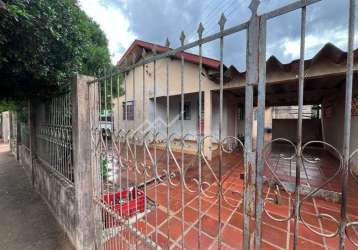 Casa à venda na rua reinaldo massi, 832, vila oliveira, rolândia, 245 m2 por r$ 690.000