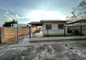 Casa com 3 quartos à venda na rua arthur thomas, 358, centro, rolândia, 120 m2 por r$ 500.000