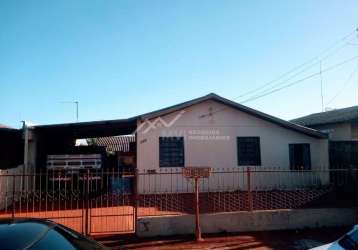 Casa com 4 quartos à venda na rua crisântemos, 503, conjunto habitacional vila nogueira, rolândia, 170 m2 por r$ 230.000