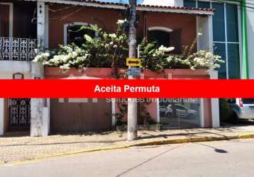 Casa com 3 quartos à venda na praça 17 de abril, 20, centro, jarinu por r$ 795.000