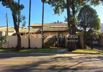 Casa com 3 quartos e 3 banheiros à venda, 278 m² por r$ 1.400.000