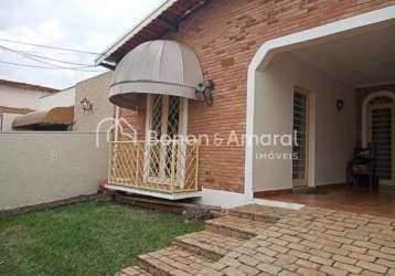 Casa com 04 quartos e edícula à venda no taquaral