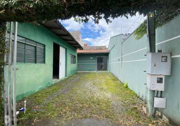 Casa com 2 quartos à venda na matias de albuquerque, 614, fazendinha, curitiba por r$ 640.000