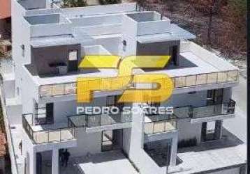 Duplex com 4 quartos, centro - conde