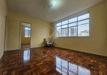 Apartamento para locação em teresópolis, alto, 3 dormitórios, 2 banheiros, 1 vaga