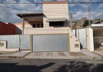 Casa com 3 dormitórios à venda, 176 m² por r$ 900.000,00 - são lázaro - são joão da boa vista/sp