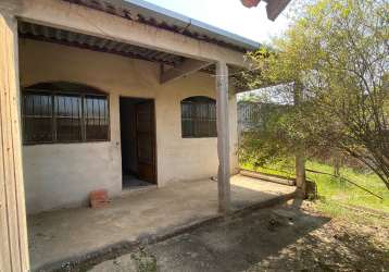 Casa a venda no centro de papucaia