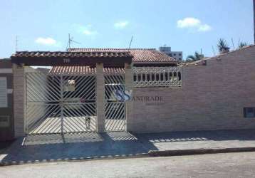 Casa com piscina na praia martin de sá