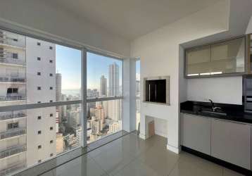 Apartamento bem localizado com vista mar