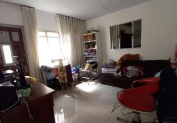 Sobrado a venda com 194m²  na vila das merces.