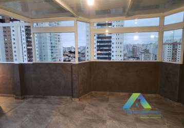 Apartamento cobertura, com 4 quartos e 4 banheiros