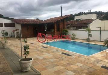 Casa com 4 quartos à venda na rua yeda, tijuca, teresópolis, 709 m2 por r$ 1.690.000