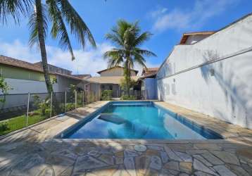 Casa com 2 dormitórios e piscina, morro do algodão  caraguatatuba sp